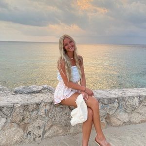 Meet your Posher, Emma